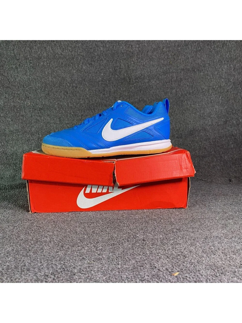 Nike Gato Game Royal Gum GS Youth Size 5Y Indoor Soccer Sneakers HV9369-400